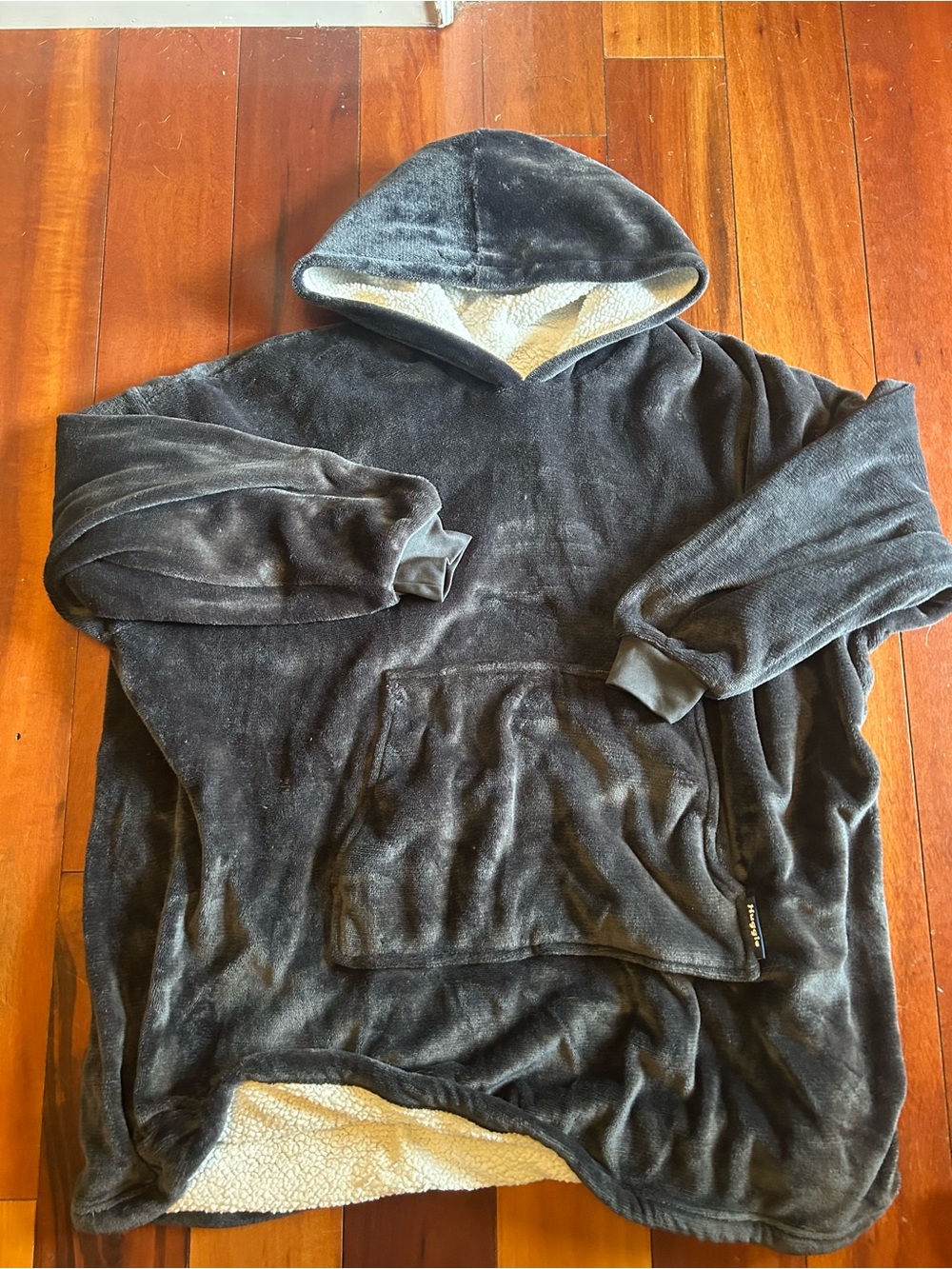 Cozy Oversized Hooded Sherpa Pullover - Charcoal